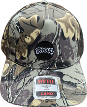 Load image into Gallery viewer, SKELL SNAPBACK TRUCKER HAT
